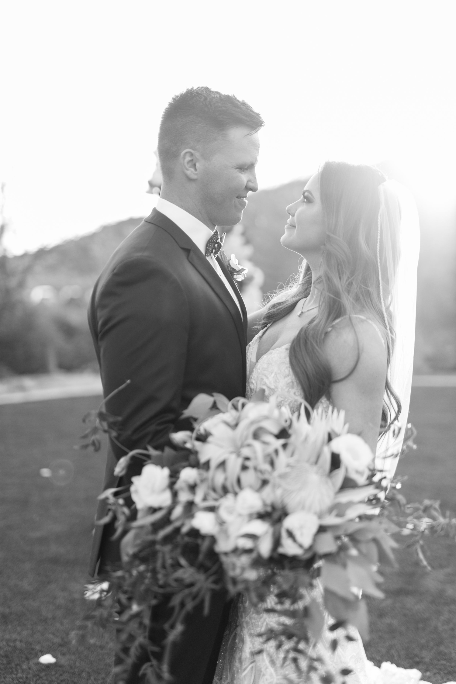 Wes and Erin's wedding at The Ritz Carlton Dove Mountain in beautiful Arizona. Get a closer look at KatinaPhotography.com #ArizonaWeddingPhotographer #RitzCarltonWedding #WeddingInspiration #DesertWeddingIdeas 